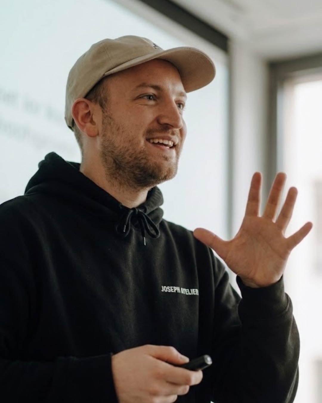 Julian Steigerwald beim Workshop auf der Bühne